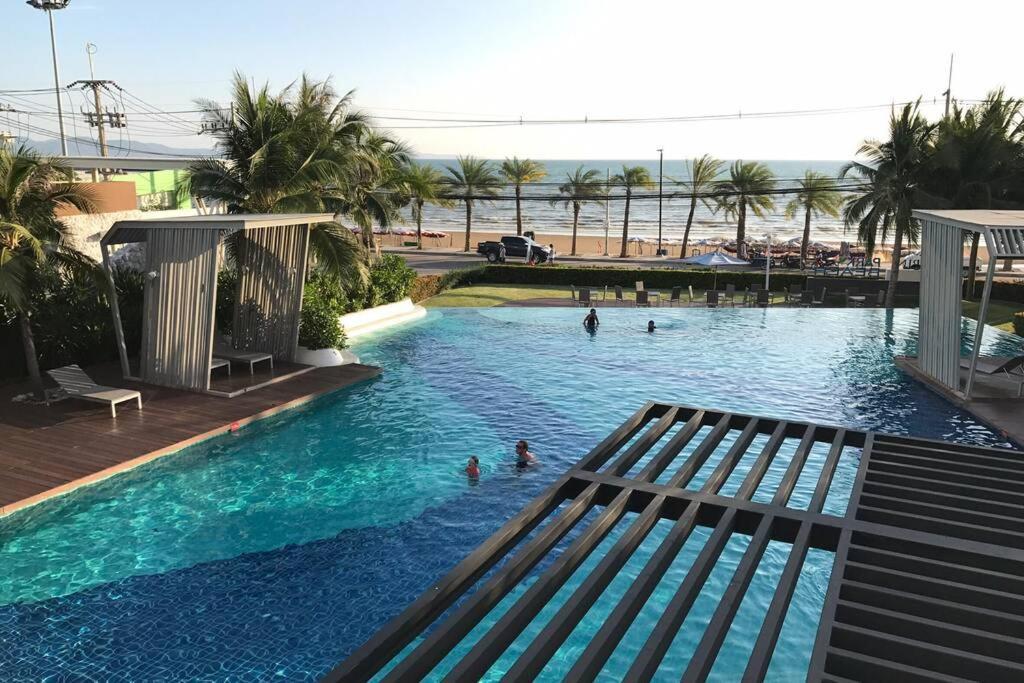 Stunning Seaview Suite Jomtien Beach Buitenkant foto