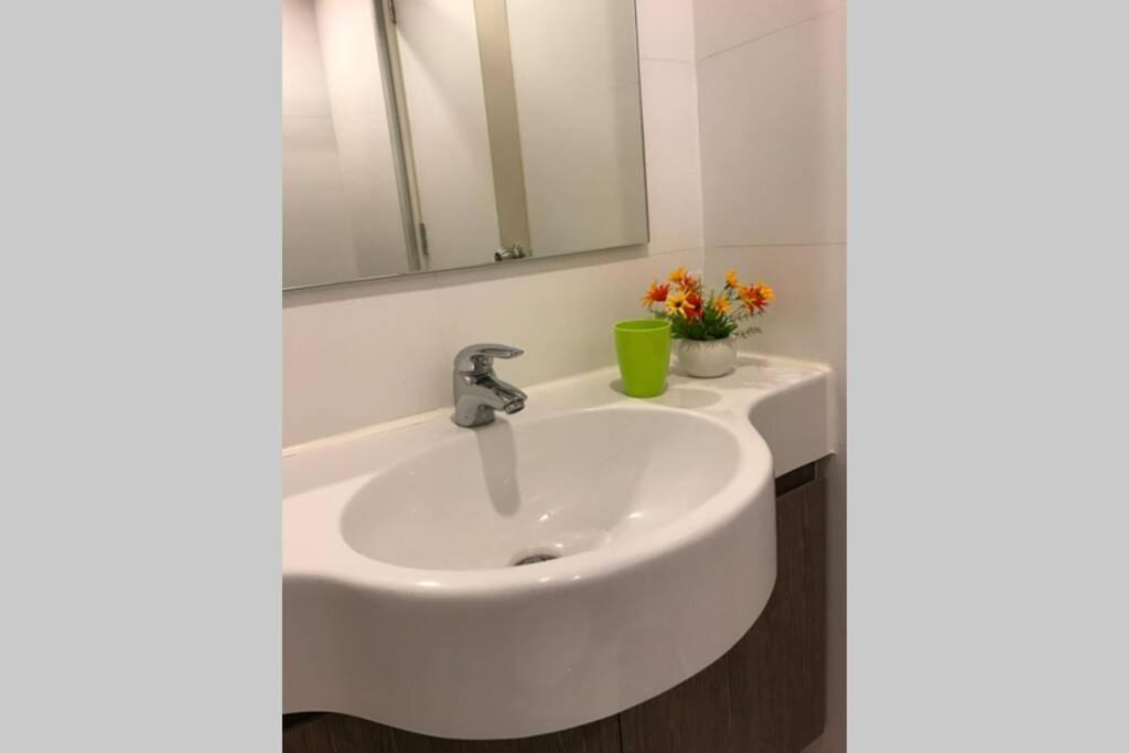 Stunning Seaview Suite Jomtien Beach Buitenkant foto