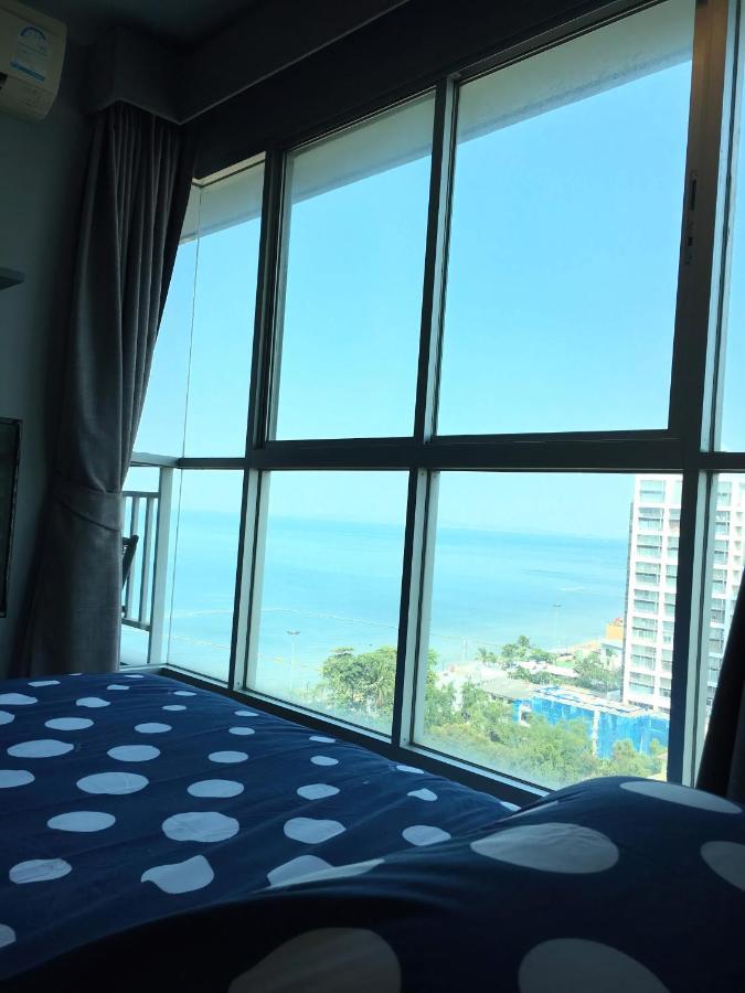 Stunning Seaview Suite Jomtien Beach Buitenkant foto